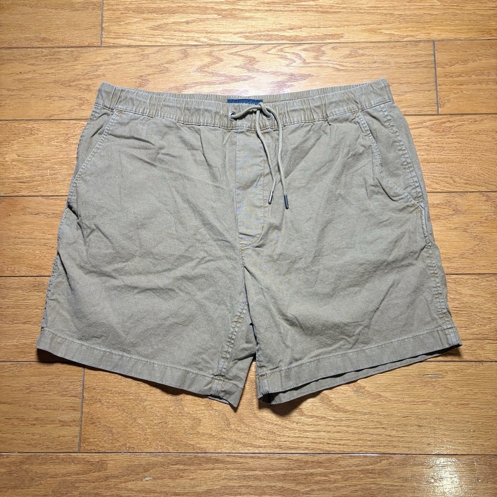 American Eagle Shorts Mens L Khaki Flex Trekker 6 Inseam Elastic Waist Stretch